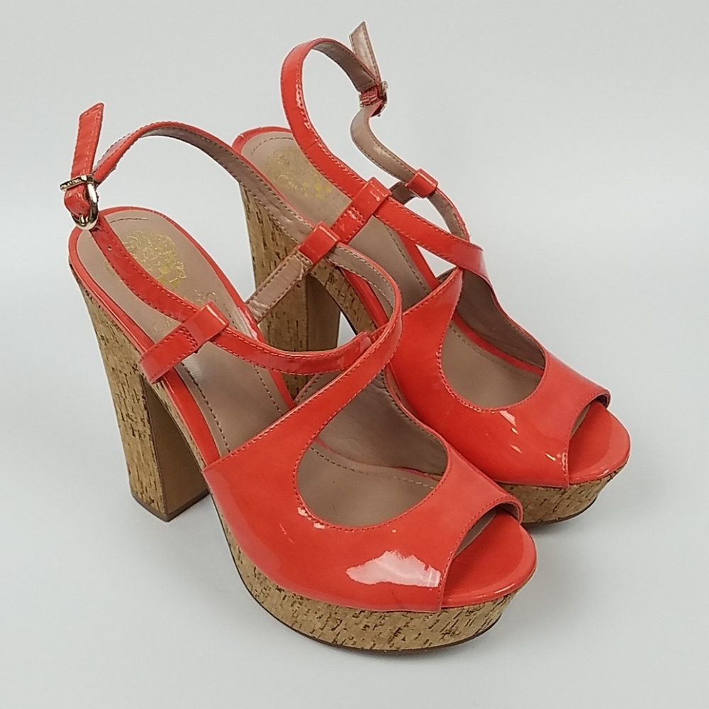 VINCE CAMUTO | CORAL LEATHER CORK HEELS
